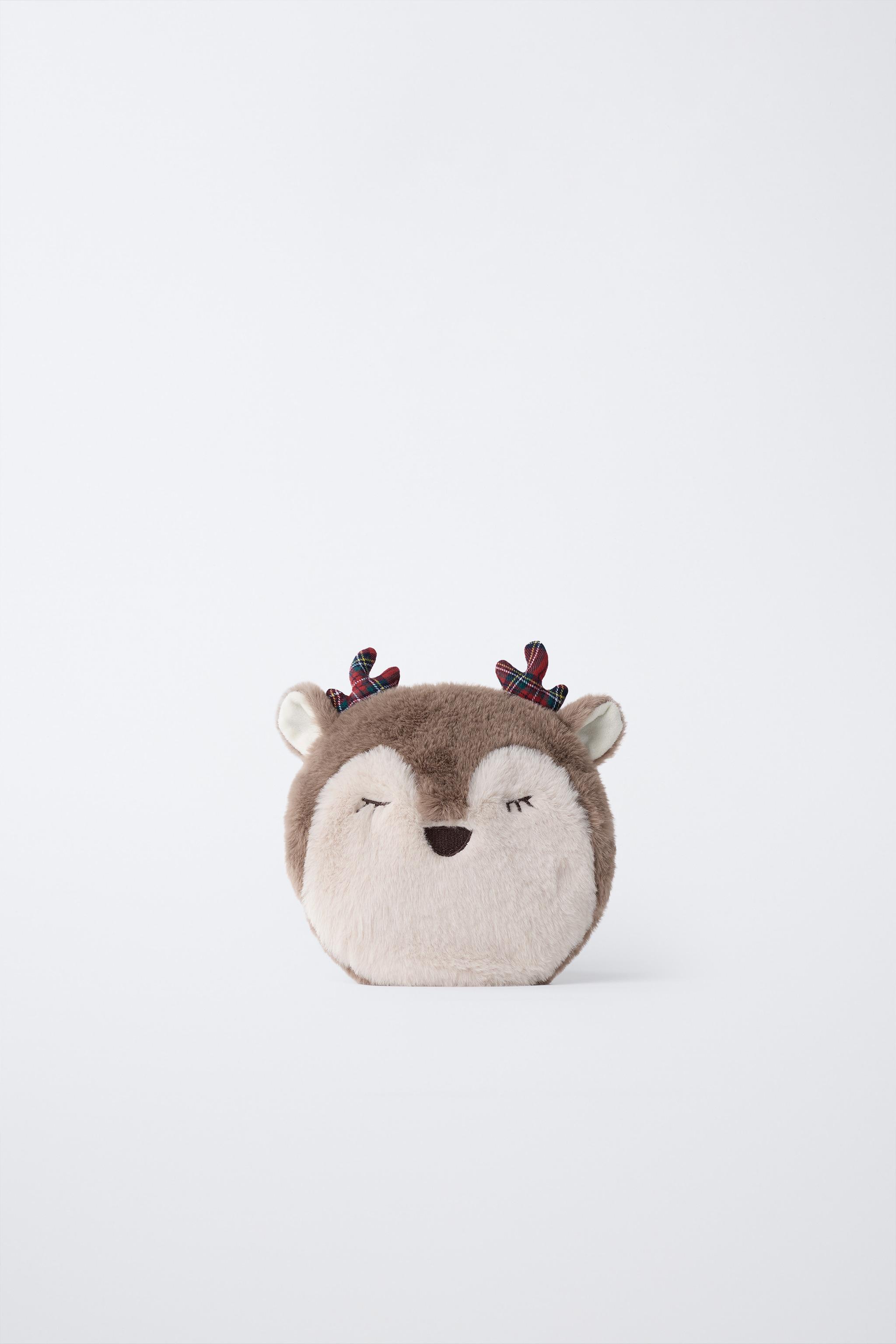 REINDEER FAUX FUR TOILETRY BAG